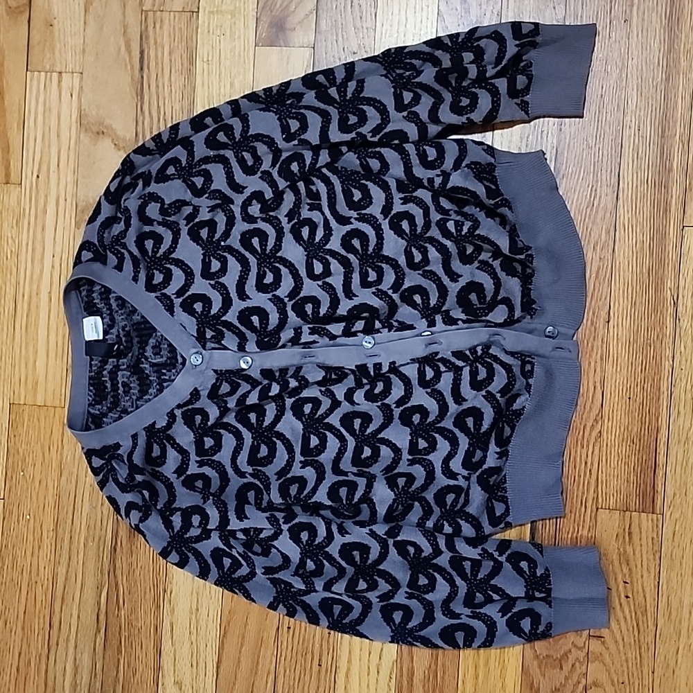 H&M sweater